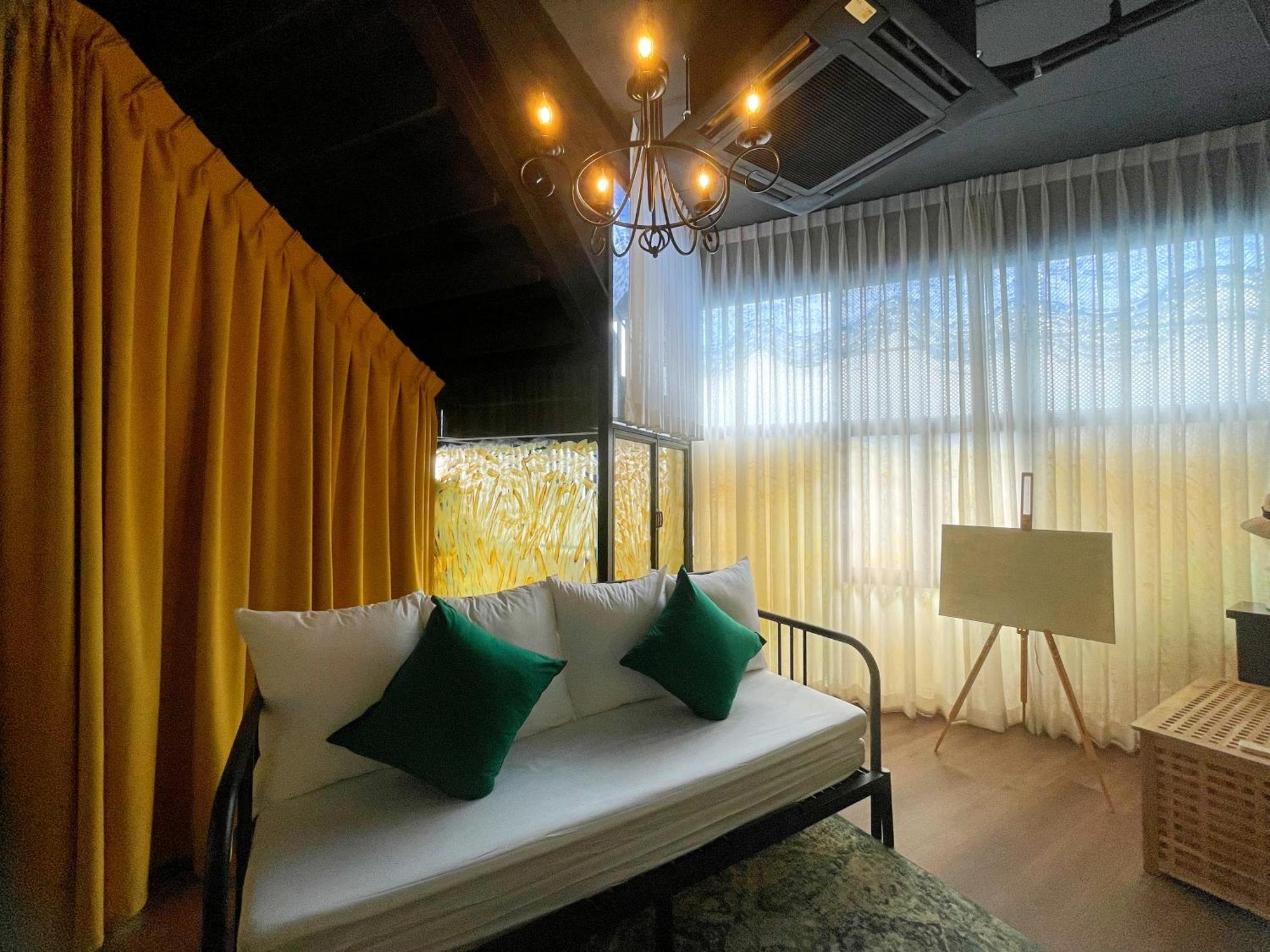 Nights In A Box Hotel Ban Muang  Стая снимка