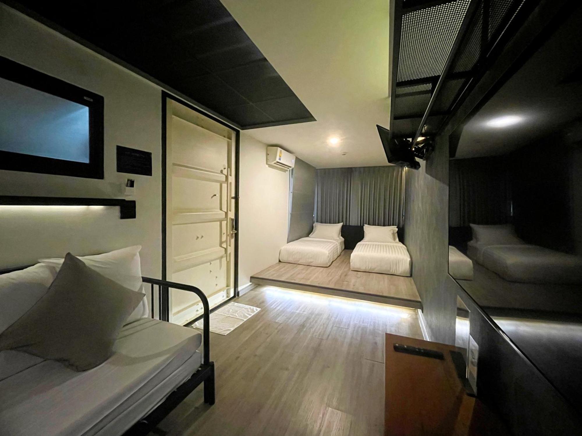 Nights In A Box Hotel Ban Muang  Стая снимка